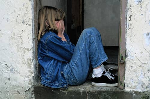 ¿Por qué no deberías gritarle nunca a tus hijos? Psicóloga revela lo perjudicial que es